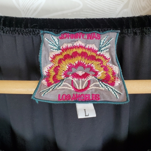 Johnny Was Silk Blend Claude Black Velvet Embroidered Peasant Tunic Top Sz Large - Picture 9 of 12